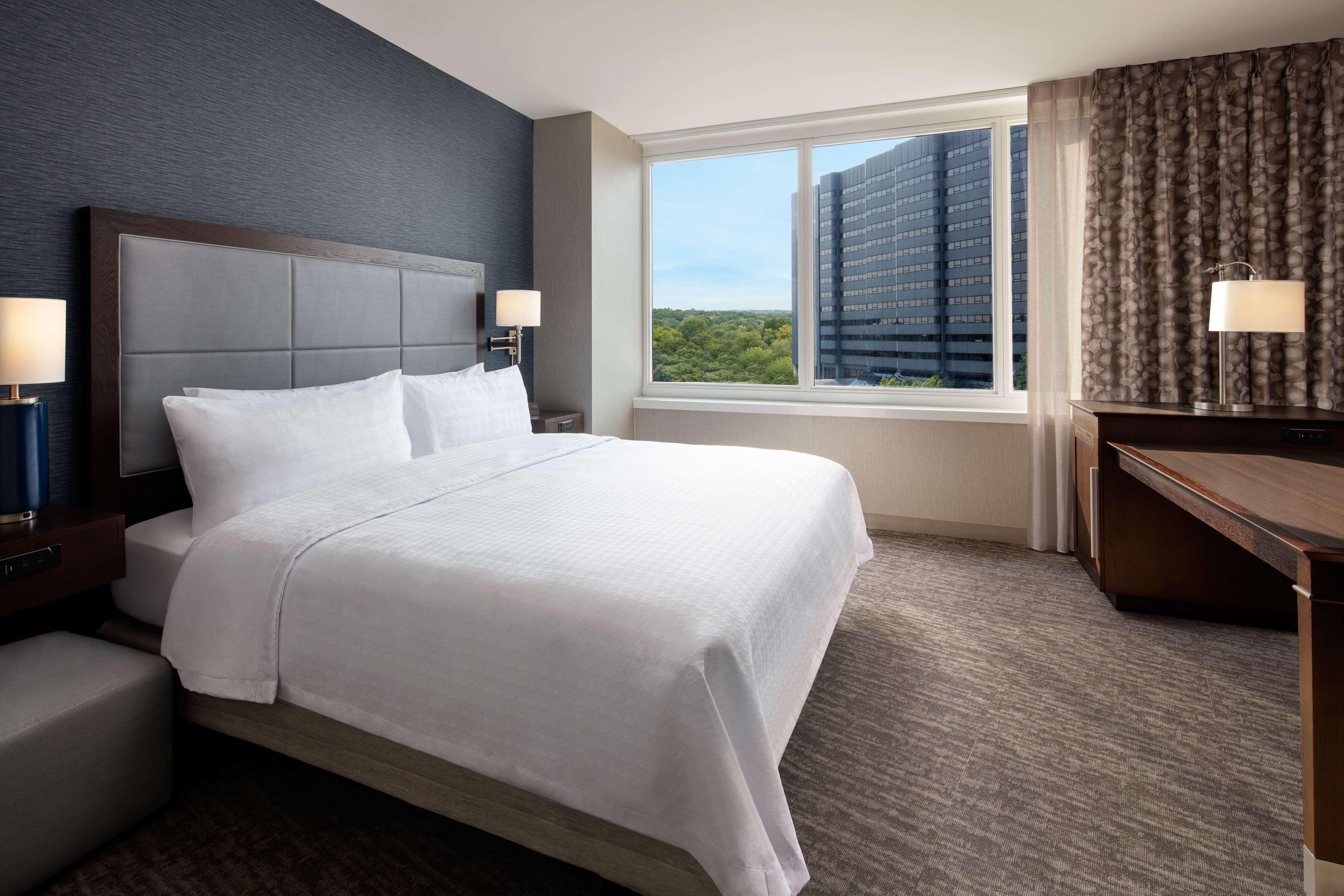 Homewood Suites By Hilton Teaneck Glenpointe Exterior foto