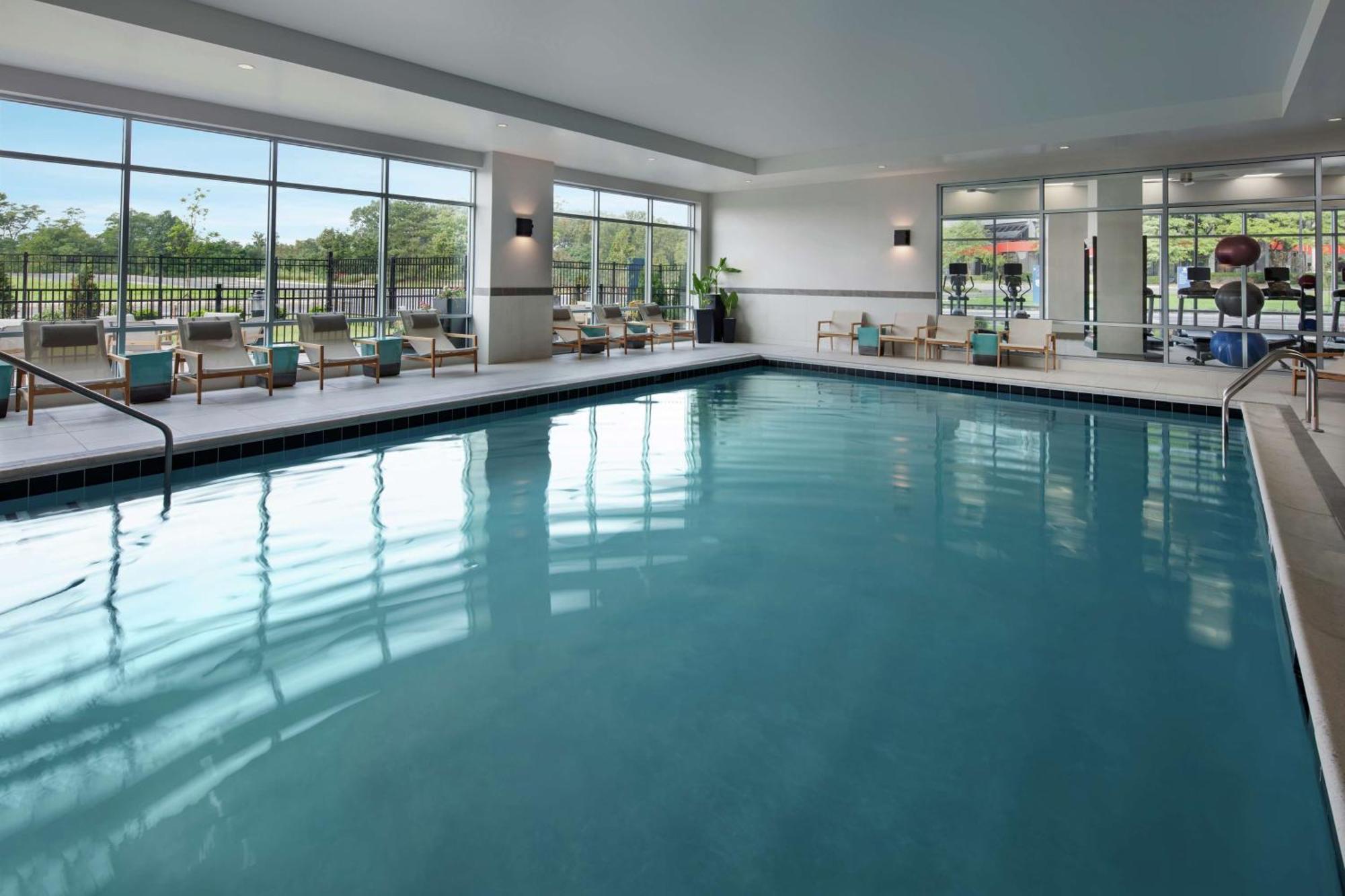 Homewood Suites By Hilton Teaneck Glenpointe Exterior foto